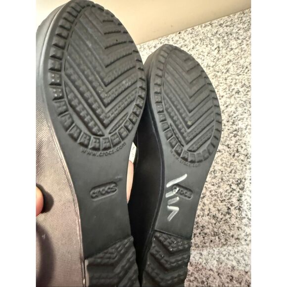 Crocs Leigh II Ankle Strap Wedge Sandals 204950 Black Buckle Comfort Size W10 - Picture 3 of 5